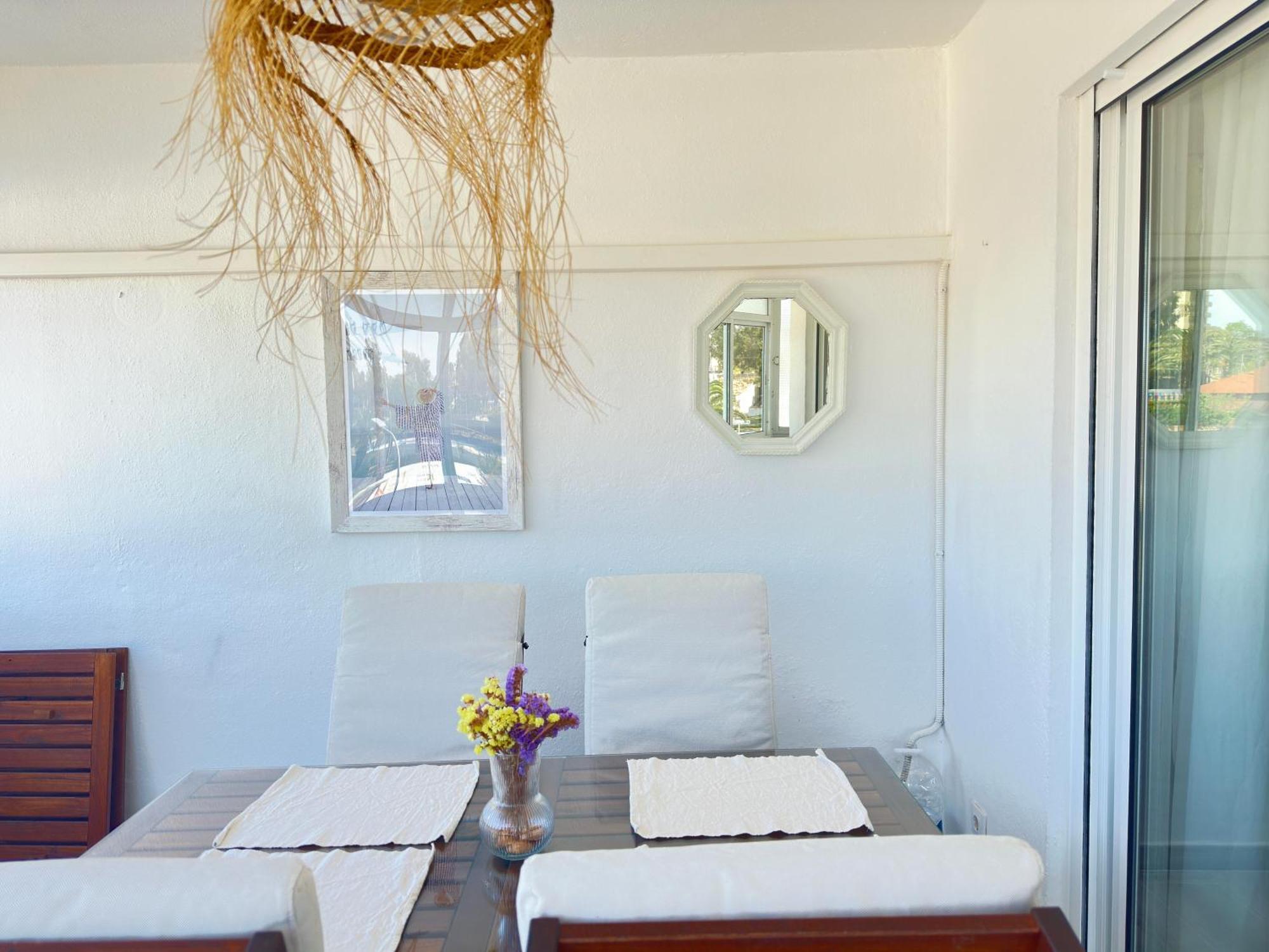 טורמולינוס Charming & Cosy Beach Apartment מראה חיצוני תמונה